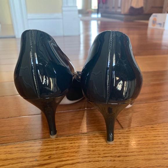 Salvatore Ferragamo Patent Leather Peep Toe Shoes - Picture 6 of 7